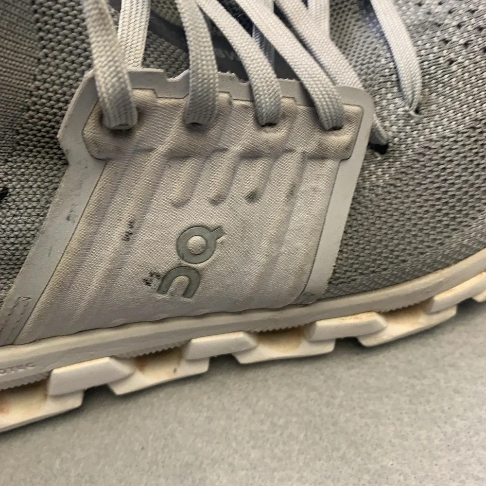 On Cloudswift Shoes Mens Size 8.5 Gray Mesh CloudTec Road Running Sneakers